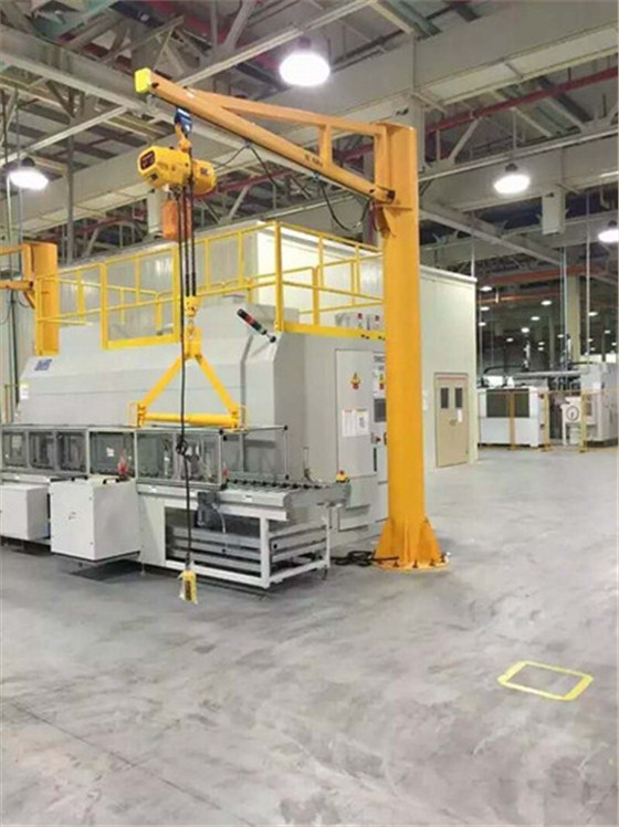 豪鋼起重機為新綸科技定制獨臂吊 開啟合作新局面