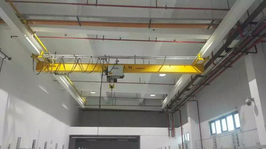 上海交大定購的5t電動(dòng)單梁起重機(jī)調(diào)試完成